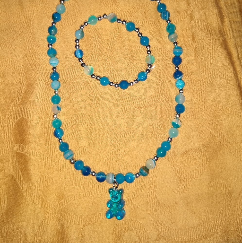 Child's necklace and bracelet set